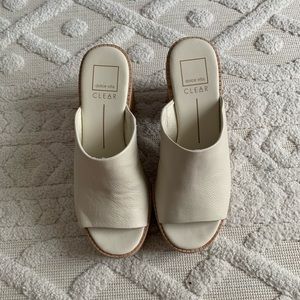 Dolce Vita 7.5 platform sandal